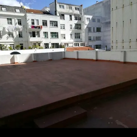 Rua Fernando Macias Apartamento