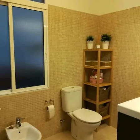 아파트 Rua Fernando Macias Apartamento